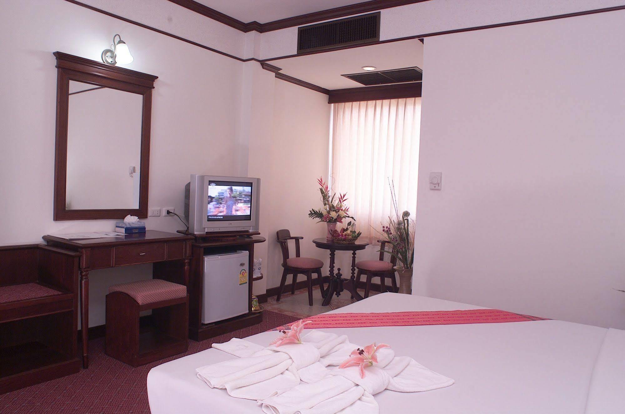 Crystal Hotel Krabi Ban Khlong Chi Lat Exterior photo